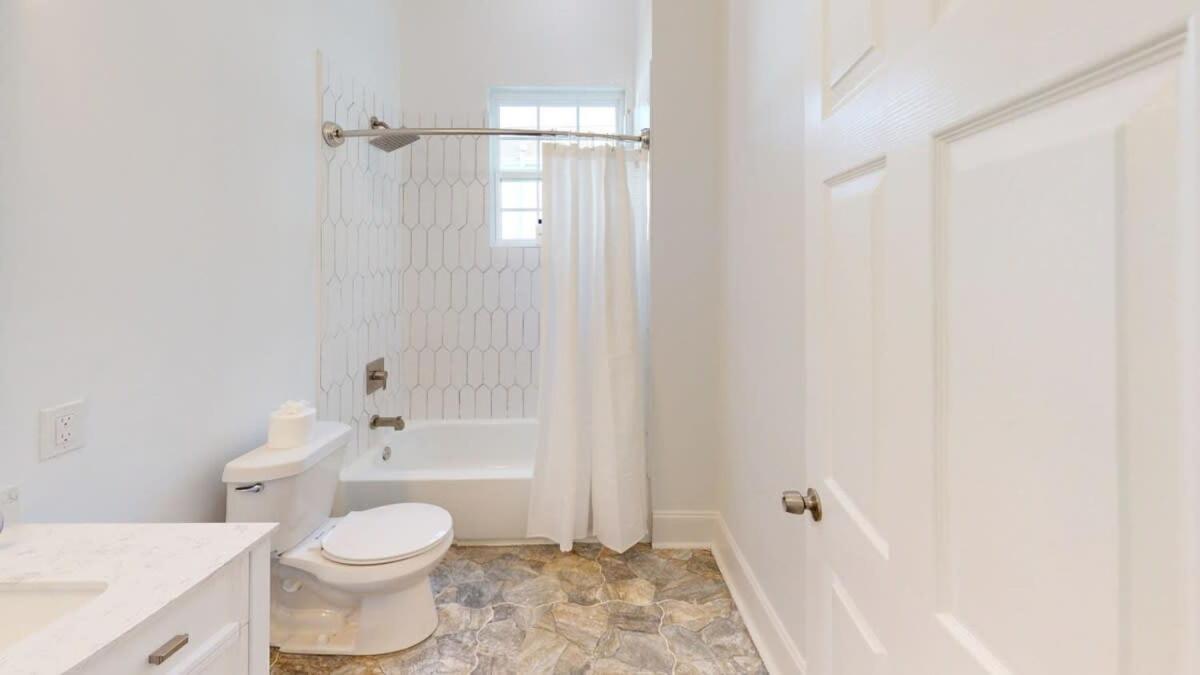 Vila Sunny 5Bed W Parking And Direct Streetcar Access New Orleans Exteriér fotografie